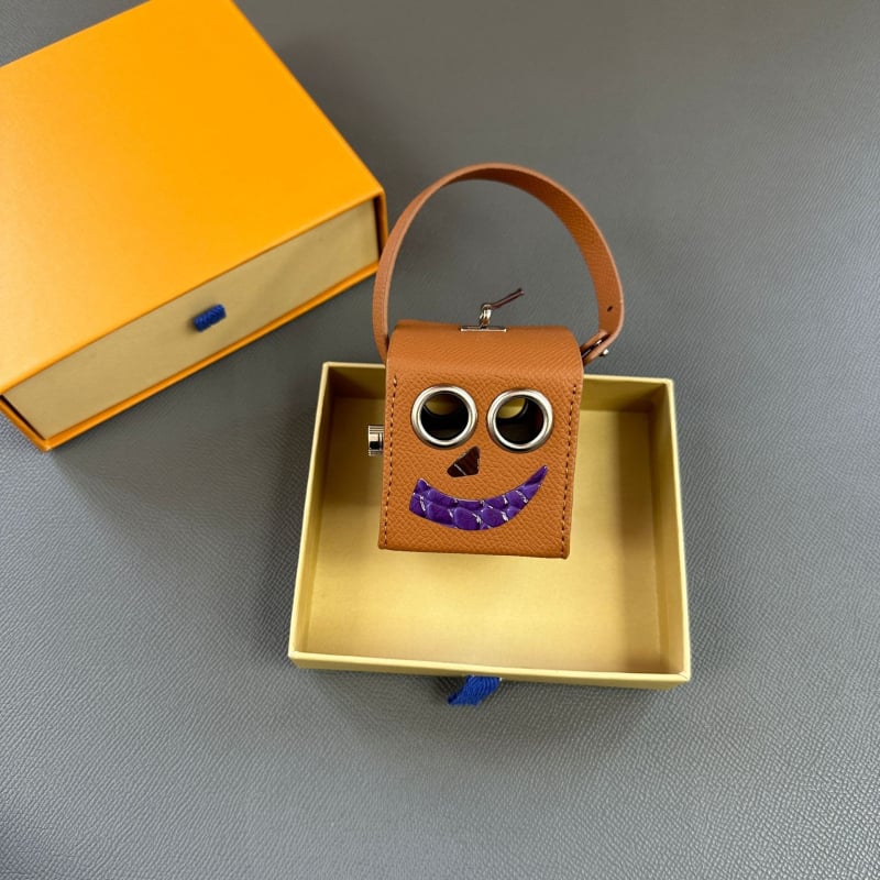 Κρεμαστό για τσαντάκι με θέμα το Halloween: μικρό ρομπότ, τετράγωνο κουτί, γνήσιο δέρμα, αξεσουάρ αποσκευών