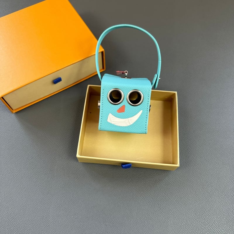 Κρεμαστό για τσαντάκι με θέμα το Halloween: μικρό ρομπότ, τετράγωνο κουτί, γνήσιο δέρμα, αξεσουάρ αποσκευών