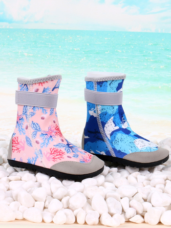 Παιδικά παπούτσια για περιπλάνηση σε ποταμό, μεσαίο ύψος, Velcro κλείσιμο, Lycra επάνω μέρος, αντιολισθητική εξωτερική σόλα από καουτσούκ