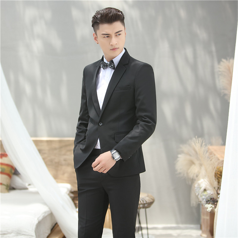 Muški slim-fit formalni kostim, jednofarbe boje, rever, zatvaranje: dupla vrsta s tri gumba, dugi rukavi, 3D patch džepovi, materijal: poliester smjesa, strojno pranje.