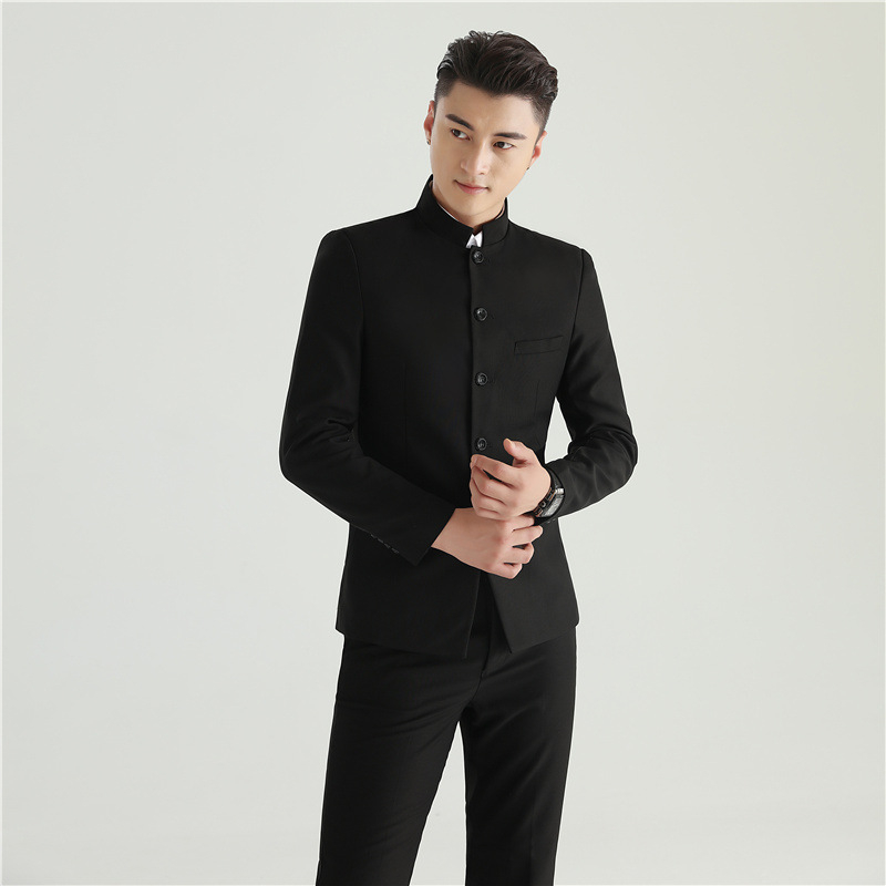 Muški slim-fit formalni kostim, jednofarbe boje, rever, zatvaranje: dupla vrsta s tri gumba, dugi rukavi, 3D patch džepovi, materijal: poliester smjesa, strojno pranje.