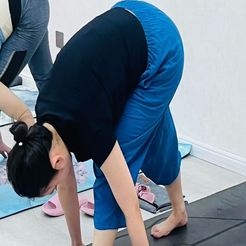 Női mindennapi nadrág magas derekú, cropped hossz, 70–80% pamut, slim fazon, japán–koreai lazító stílus