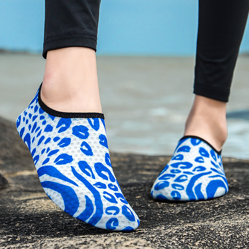 Παπούτσια για νερό με Lycra Stretch Fabric, αντιολισθητική εξωτερική σόλα από καουτσούκ, μεσαία σόλα από καουτσούκ για εξωτερική χρήση