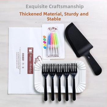 Комплект чинии за рожден ден: еднократни чинии и прибори, четири в едно – Unique, правоъгълна форма, модерен минималистичен стил