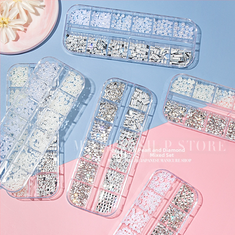 Diamantové ozdoby na nechty z plastu, Princess Series, vzory: Shell, Moon, Blocks, Chain, Miss Gooey / Miss Honey, Guangzhou