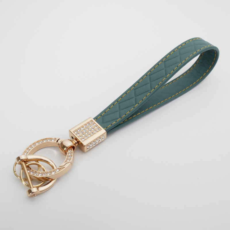 Ключодържател с удължена ромбовидна рамка с три страни, текстурирана повърхност, пръстен за ключове, цинкова сплав