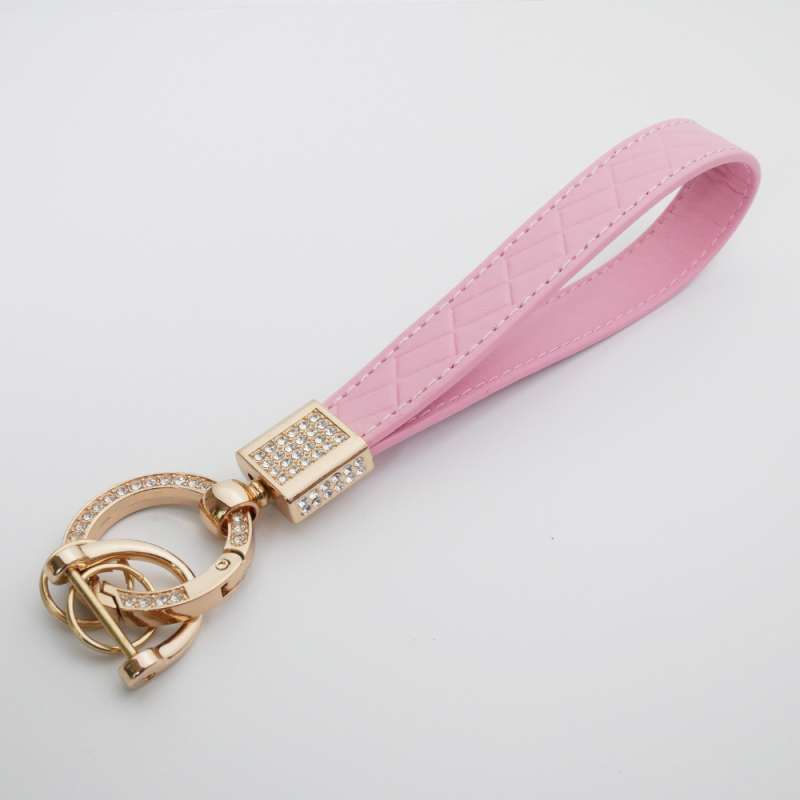 Ключодържател с удължена ромбовидна рамка с три страни, текстурирана повърхност, пръстен за ключове, цинкова сплав