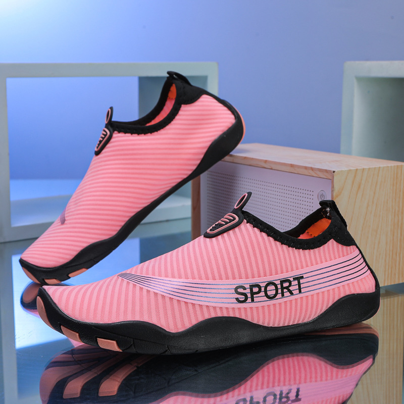 Παπούτσια για πεζοπορία σε ποτάμια, επάνω μέρος από δίχτυ, EVA μεσαία σόλα, εξωτερική σόλα από φυσικό καουτσούκ, χαμηλό ύψος