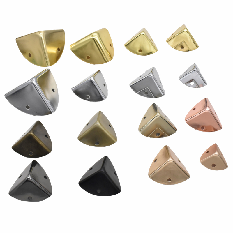 Προστατευτικό γωνίας από λαμαρίνα σιδήρου, ανθεκτικό στη φθορά, αξεσουάρ αποσκευών, Shangyi, άνοιξη 2024