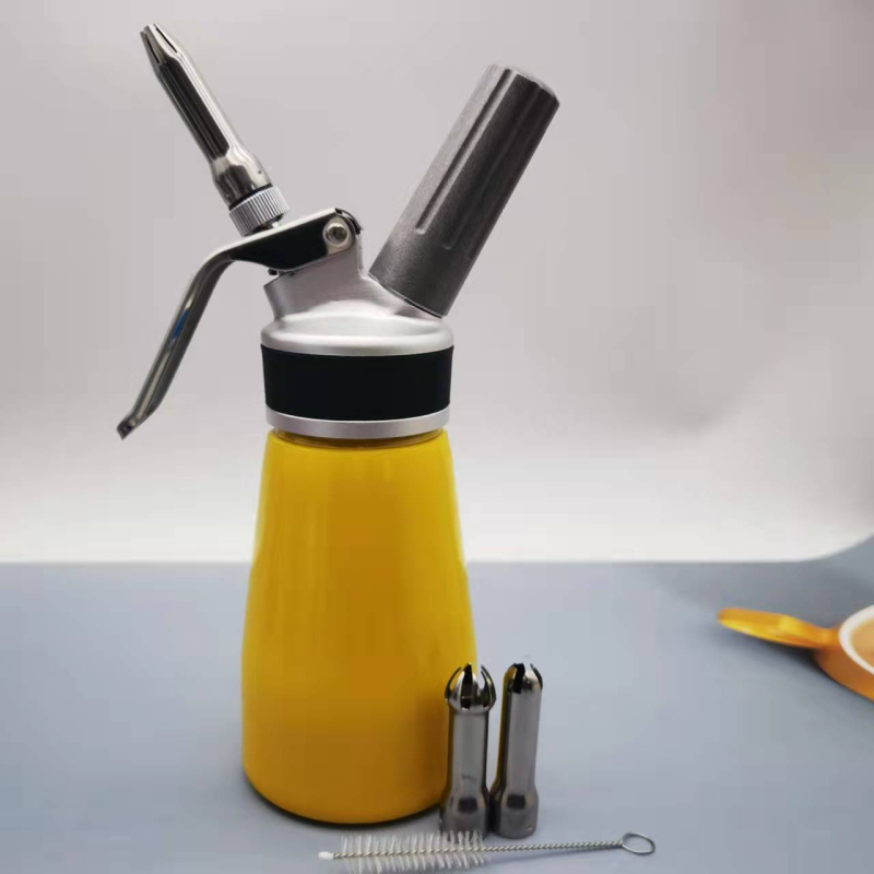 Aluminijski pištolj za kremu za ukrašavanje s nastavcima i vrećom za ukrašavanje, tijelo od aluminijske legure, moderni minimalistički stil