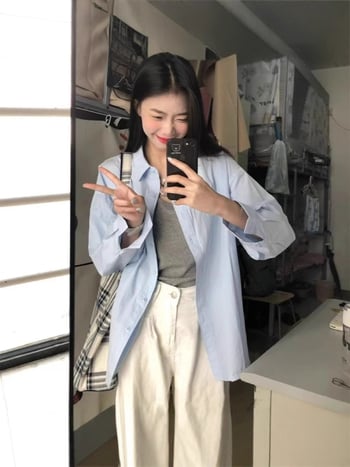 Cămașă polo în stil coreean, croială lejeră, mâneci lungi, poliester, fără călcare, nasturi în față