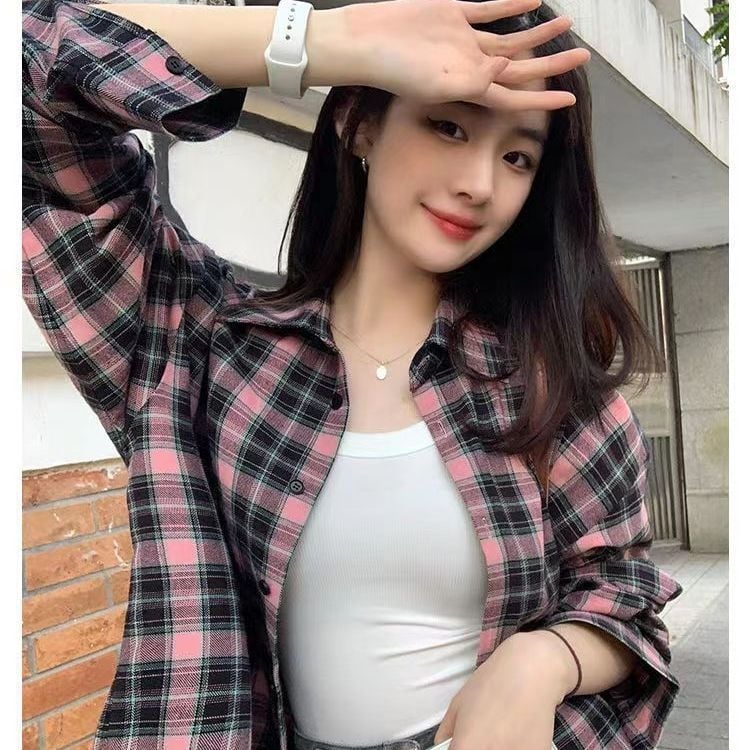 Cămașă polo în stil coreean, croială lejeră, mâneci lungi, poliester, fără călcare, nasturi în față