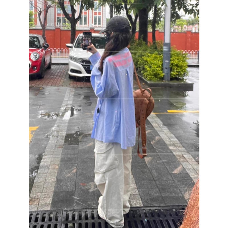 Cămașă polo în stil coreean, croială lejeră, mâneci lungi, poliester, fără călcare, nasturi în față