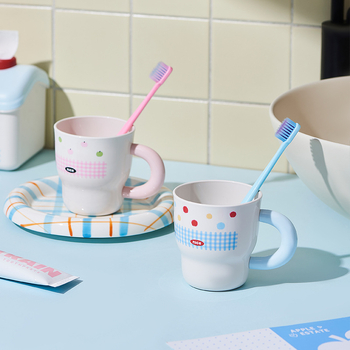 Dječji čašica za četkicu s držalom, otisak s točkicama, PP plastika, okruglog oblika, Marke Also, 120 komada po kartonu