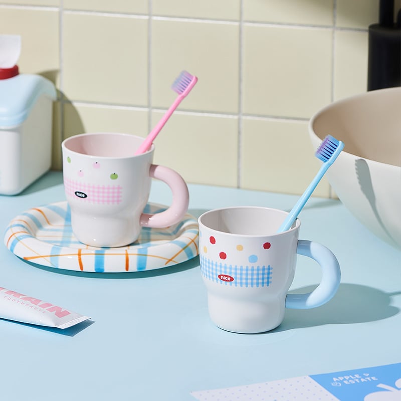 Dječji čašica za četkicu s držalom, otisak s točkicama, PP plastika, okruglog oblika, Marke Also, 120 komada po kartonu