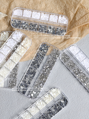 Manikűr rhinestone díszítőkövek – Tide márka, hold és blokk minta, 1 doboz, termékkód Zqsp0196-01