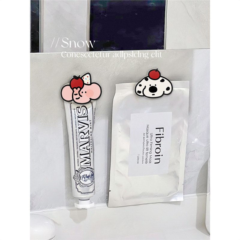 Държач за паста за зъби Happy Little Pig, стенен монтаж без пробиване, клип за паста и шкаф за съхранение до мивката