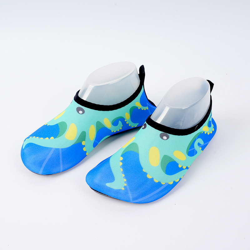 Παιδικά παπούτσια νερού για ποτάμι – αδιάβροτα, χαμηλό επάνω μέρος, σόλα από καουτσούκ, βάση τένοντα βοείου