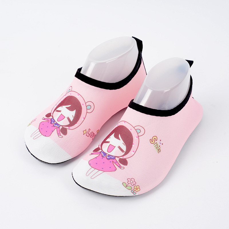 Παιδικά παπούτσια νερού για ποτάμι – αδιάβροτα, χαμηλό επάνω μέρος, σόλα από καουτσούκ, βάση τένοντα βοείου