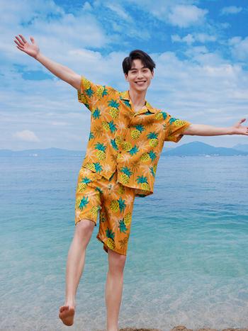 Ανδρικό σετ κοντομάνικο πουκάμισο και σορτς με φλοράλ μοτίβο, χαλαρή εφαρμογή, 100% βισκόζη, ψηφιακή εκτύπωση