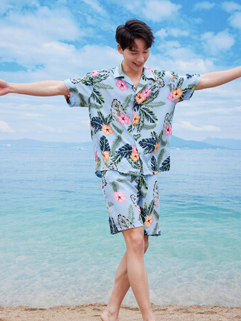 Ανδρικό σετ κοντομάνικο πουκάμισο και σορτς με φλοράλ μοτίβο, χαλαρή εφαρμογή, 100% βισκόζη, ψηφιακή εκτύπωση