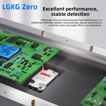 Malý laserový fotoodpojovač s difúznym odrazom; PR-FB30N3 NPN, PR-FB15N3 PNP