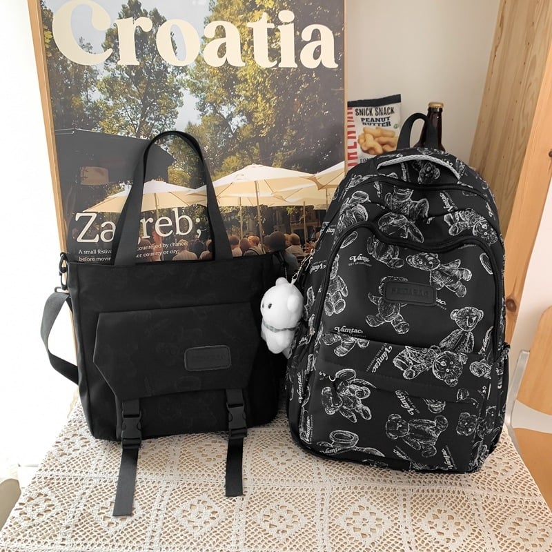 Hátizsák, street-trendy nejlon, 20–35L, 11 hüvelykes laptophoz, állatmintás