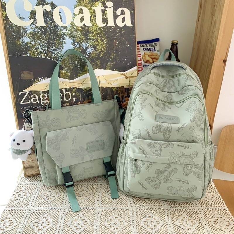Hátizsák, street-trendy nejlon, 20–35L, 11 hüvelykes laptophoz, állatmintás