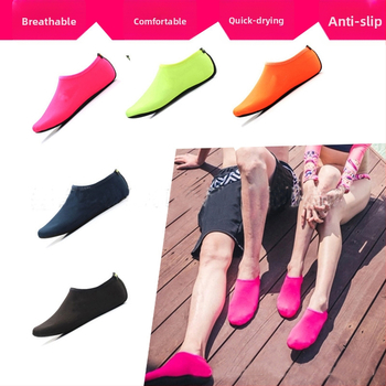 Trkačke tenisice s protukliznom potplatom, gornji dio od materijala od odijela za ronjenje, PHYLON srednja potplata