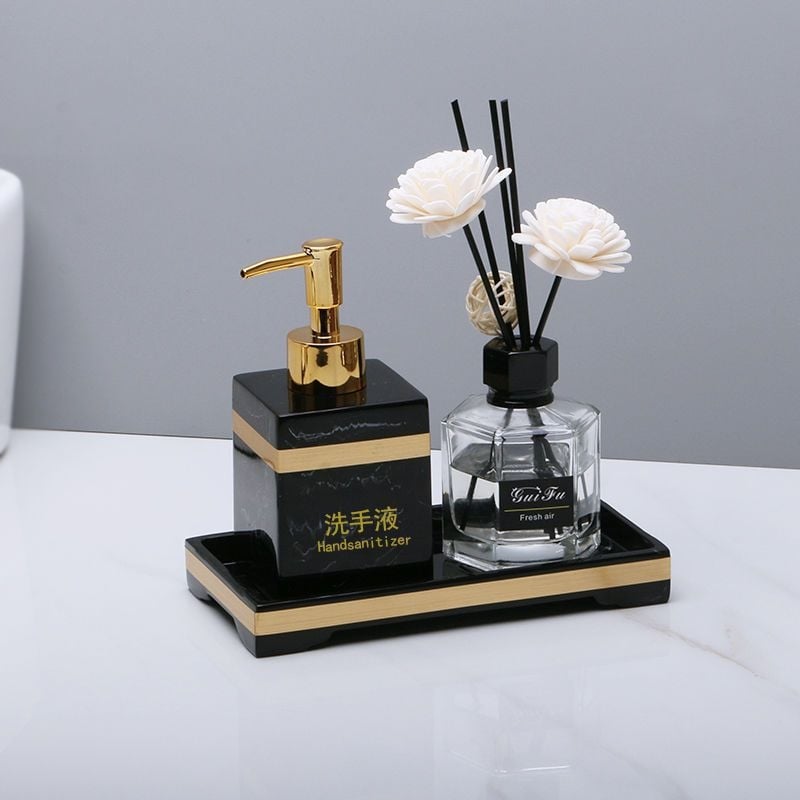 Prazna hotelska boca za dezinfekcijski sredstvo za ruke i higijenske potrepštine, plastična, marka Unique, bez prilagodbe, bez uvoza (Plastična; Unique; Bez prilagodbe; Bez uvoza)