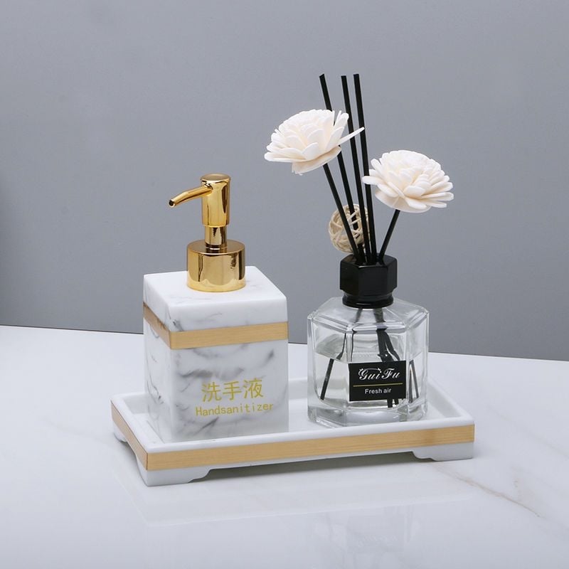 Prazna hotelska boca za dezinfekcijski sredstvo za ruke i higijenske potrepštine, plastična, marka Unique, bez prilagodbe, bez uvoza (Plastična; Unique; Bez prilagodbe; Bez uvoza)