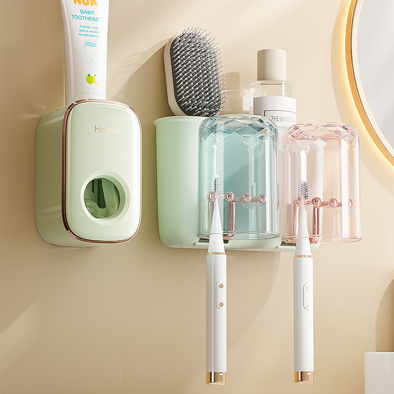 Стенен автоматичен изстисквач за паста за зъби и държач за четки за зъби