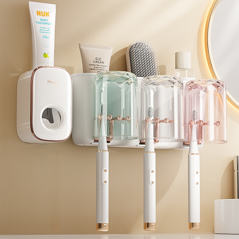 Стенен автоматичен изстисквач за паста за зъби и държач за четки за зъби