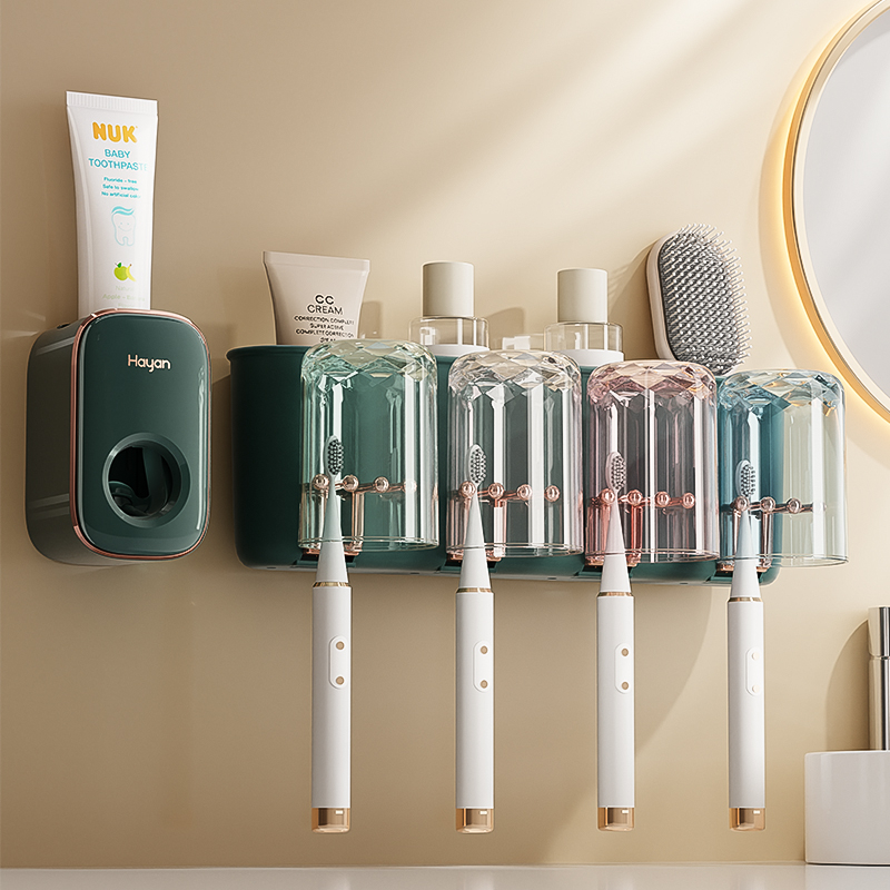 Стенен автоматичен изстисквач за паста за зъби и държач за четки за зъби