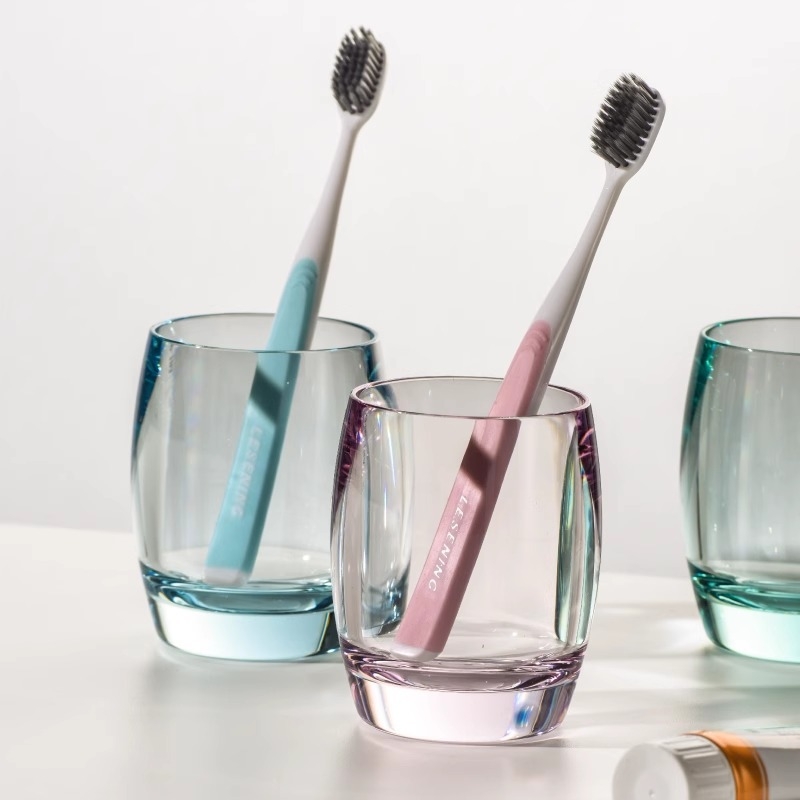 Čaša za čišćenje zubi, prozirna akrilna, debela, otporna na padanje, za parove (Materijal: Plastika; Specifikacije: PC za kontakt s hranom; Tisak loga: Da; Prilagođavanje: Da)