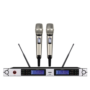 Ασύρματο σετ μικροφώνου με κλιπ — διπλού καναλιού για καραόκε, αντί-ανάδραση, για σκηνή KTV; πολυκατευθυντικό μικρόφωνο, 100Hz-20kHz, αφαιρούμενη μπαταρία, αυτονομία 3–6 ώρες, μοντέλο U2000