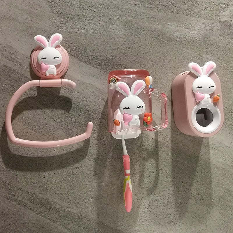 Plastični stalak za ručnike u dječjoj kupaonici s crtić dizajnom, nije uvezen