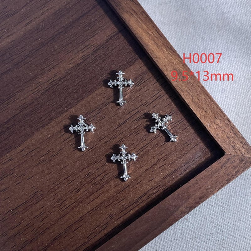 Nail art metalni dodaci s križem – mika prah, lančani uzorak, sladak retro punk stil