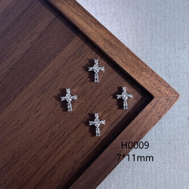 Nail art metalni dodaci s križem – mika prah, lančani uzorak, sladak retro punk stil