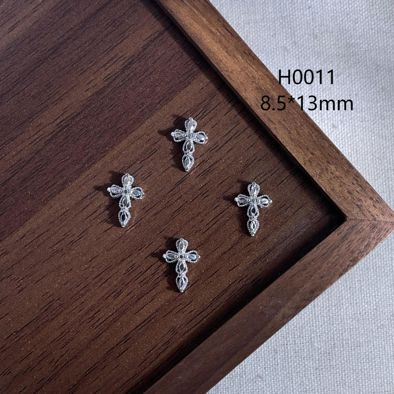 Nail art metalni dodaci s križem – mika prah, lančani uzorak, sladak retro punk stil