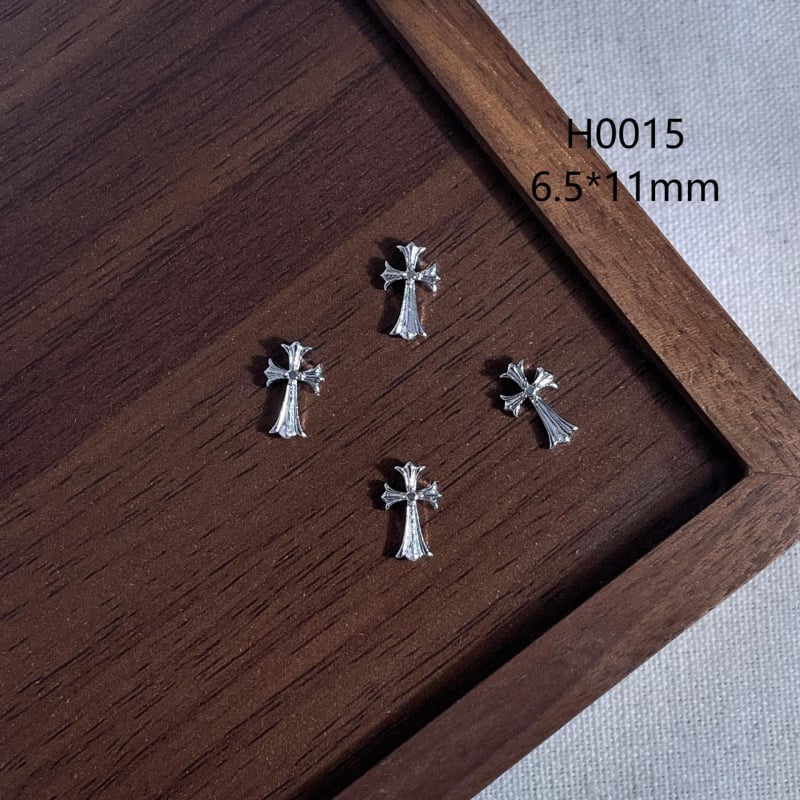 Nail art metalni dodaci s križem – mika prah, lančani uzorak, sladak retro punk stil