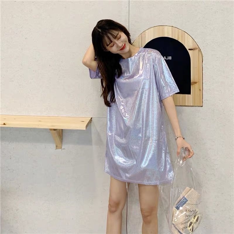 Tricou cu schimbare de culoare și luciu strălucitor, mânecă scurtă, croială lejeră — material Ice silk/viscose, 95%+ compoziție, guler rotund