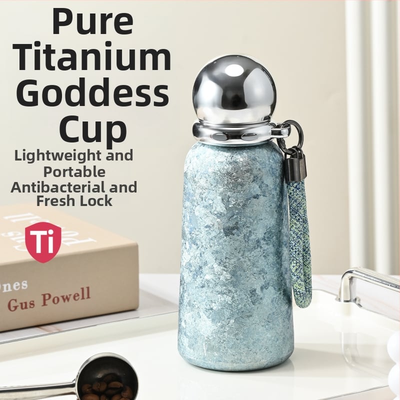 Tiszta titánból készült szigetelt pohár, titán héj, vákuum szigetelés 6–12 óra, csavaros kupak