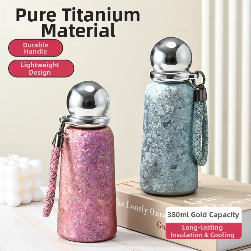 Tiszta titánból készült szigetelt pohár, titán héj, vákuum szigetelés 6–12 óra, csavaros kupak