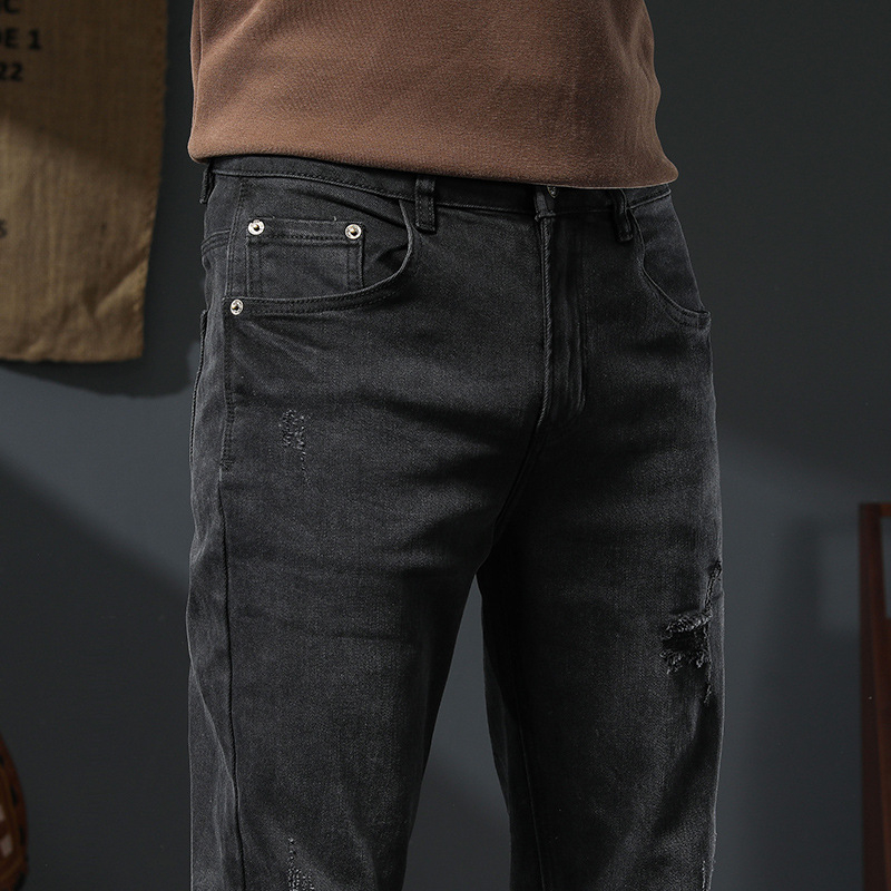Traperice: Slim-fit denim s poderanim detaljima i stone-washom, pamuk, srednja struka, zatvarač, crno-siva