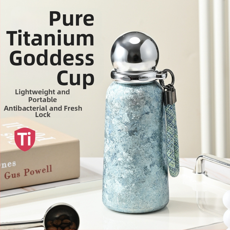 Titanové izolačné pohár, 6–12 h izolácie, skrutkovací uzáver, prenosný, darčekové balenie