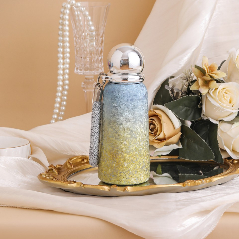 Titanijanska izolirana šalica, 6–12 sati izolacije, poklopac s navojem, prijenosna, poklon kutija