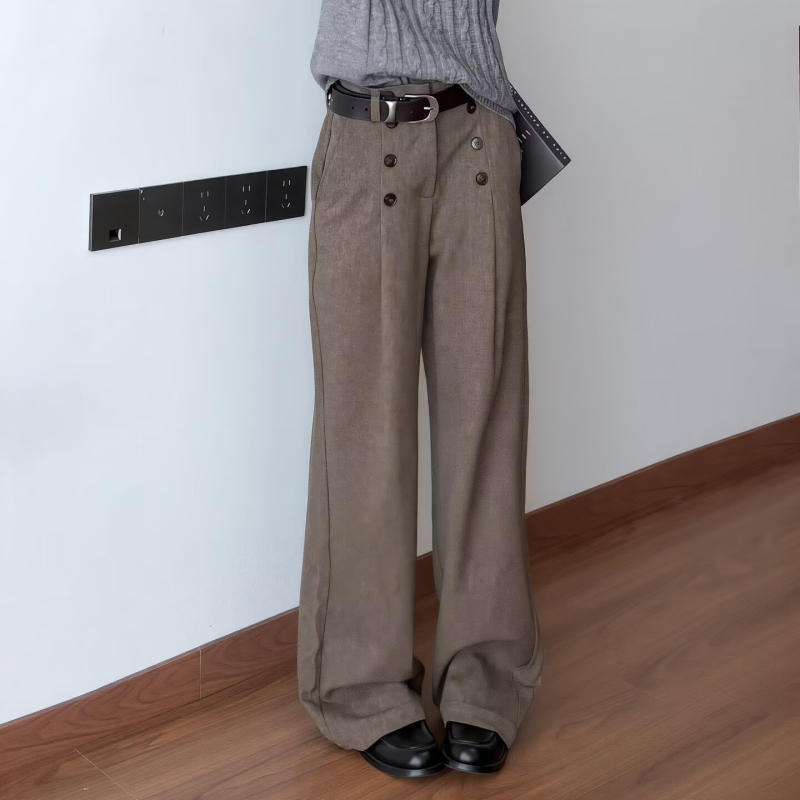 Muške casual hlače ravnog kroja od pamuk–poliester smjese, kopčama, retro stil