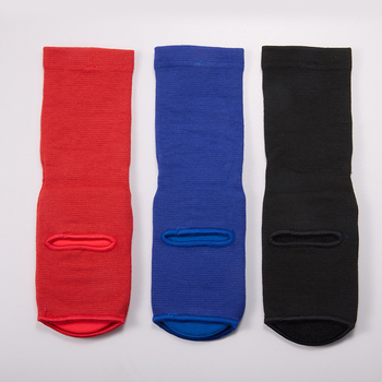 GležnjaProtektor s pjenu za boksačke i Muay Thai treninge – univerzalna zaštita gležnja za outdoor trening