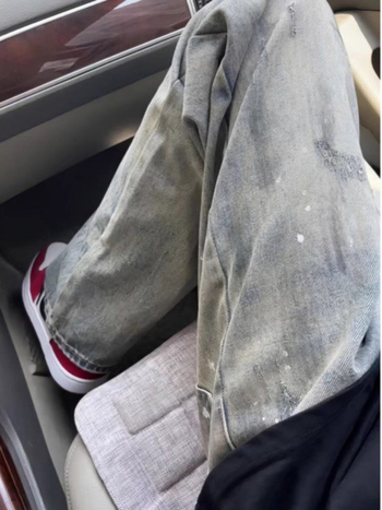 Traperice s printom splash ink, opuštenog kroja, srednji pojas, zatvarač, ravne nogavice